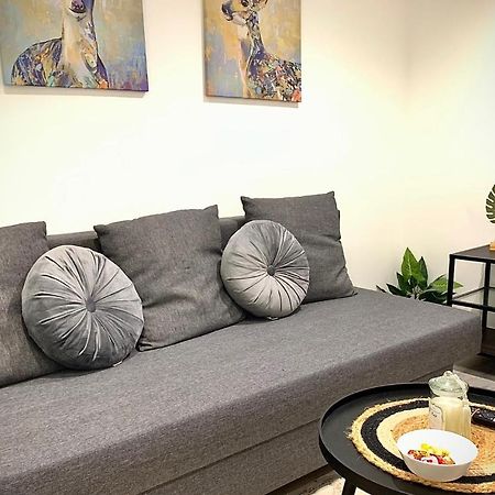 Modernguestniort - Paradis Extérieur photo