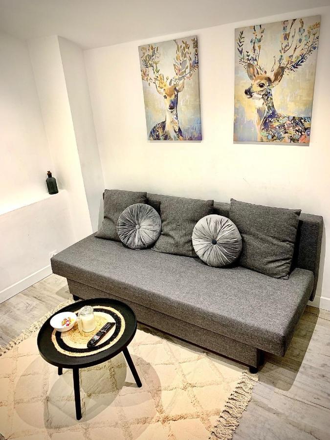 Modernguestniort - Paradis Extérieur photo