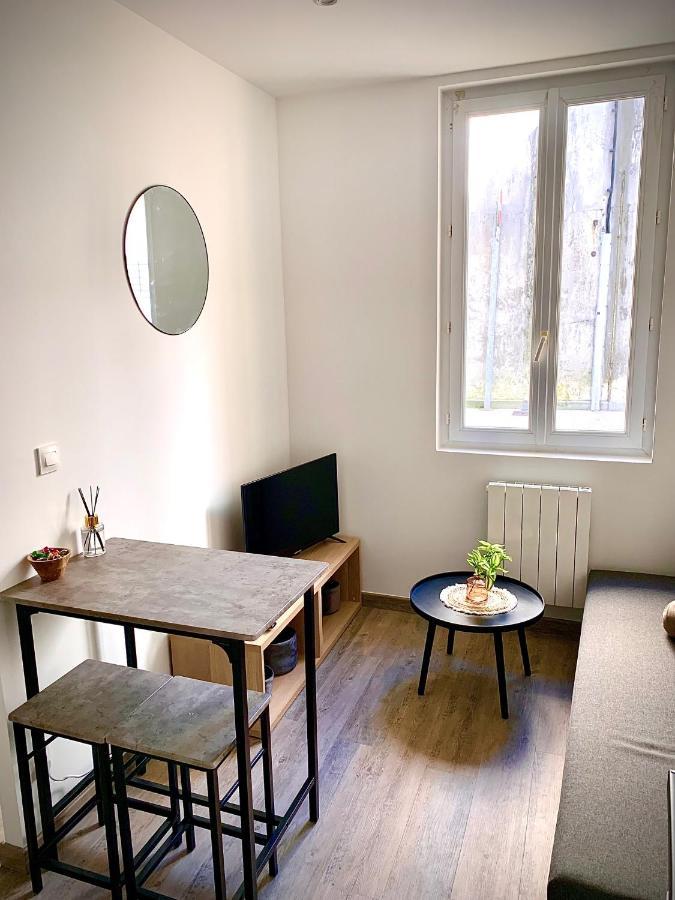 Modernguestniort - Paradis Extérieur photo